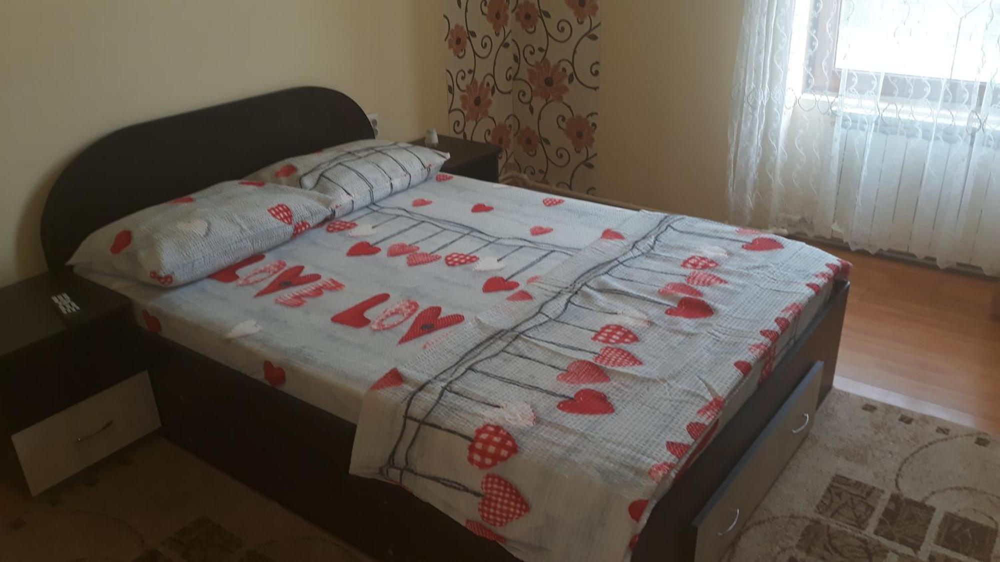 Hotel Casa Ovi Si Simo Haţeg Pokój zdjęcie