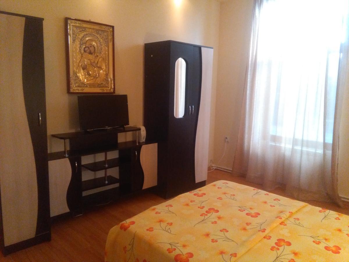 Hotel Casa Ovi Si Simo Haţeg Zewnętrze zdjęcie